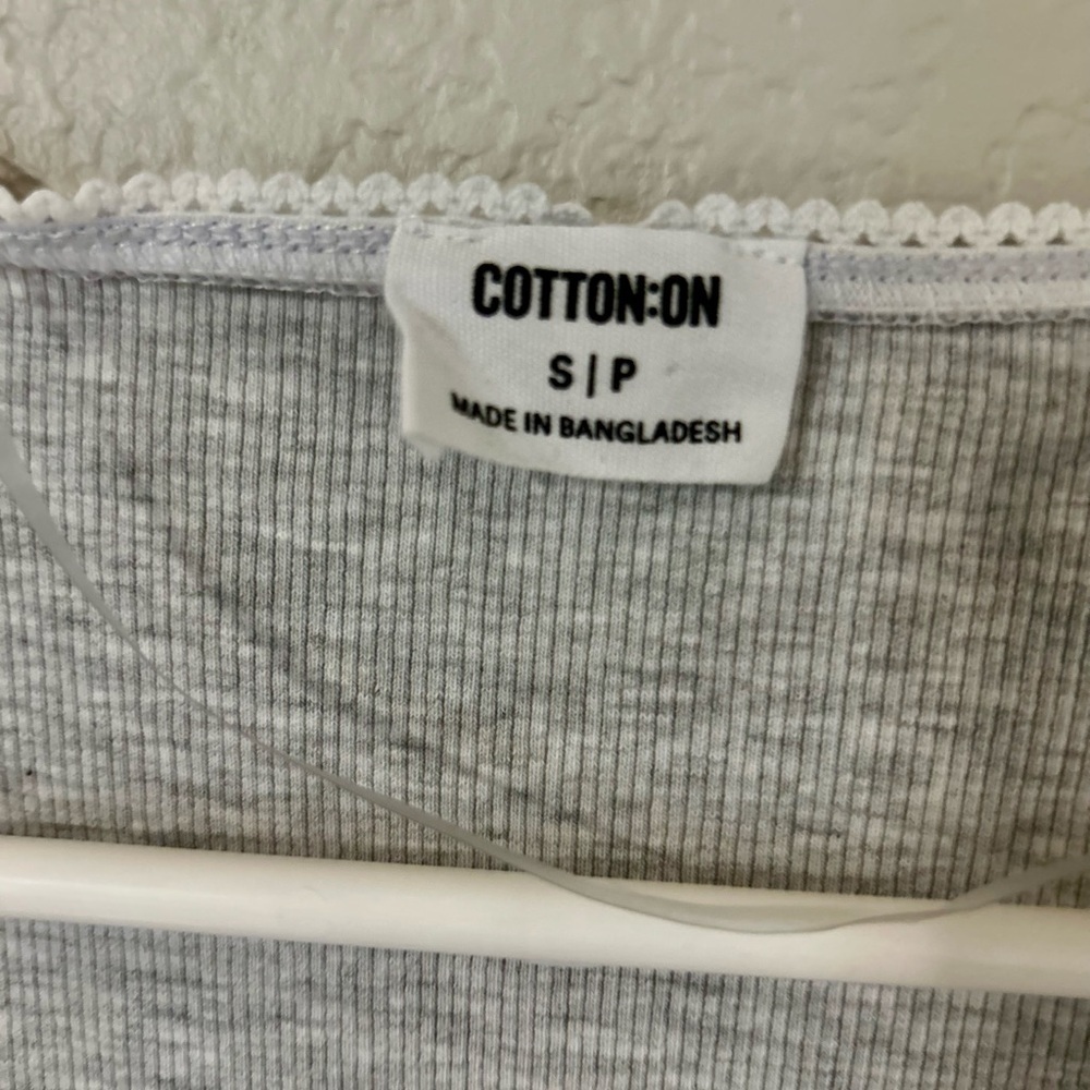 Cotton On Heather Gray Tank Top With White Lace Trim Women’s Size Small - Picture 2 of 5